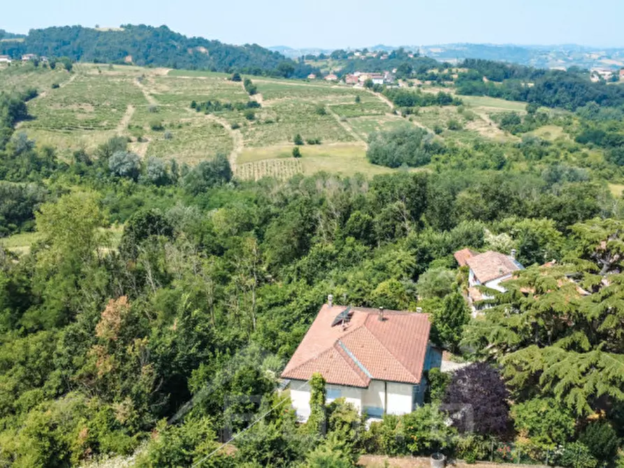 Immagine 50 di Villa in vendita  in Frazione Casareggio a Monleale