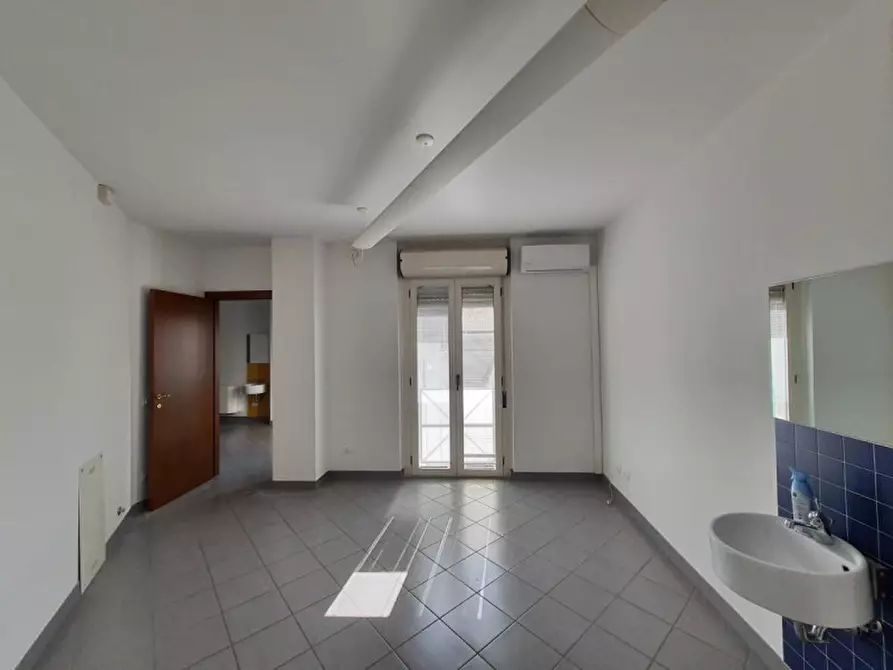 Immagine 14 di Ufficio in affitto  in Via Sacro Cuore a Rovigo