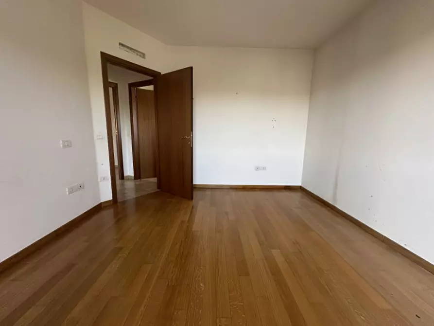 Immagine 9 di Appartamento in vendita  a Trecastelli