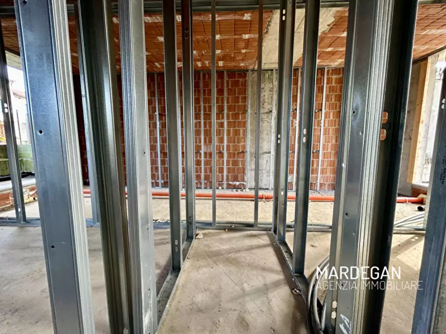 Immagine 12 di Appartamento in vendita  in VIA LONGA a San Martino Di Lupari