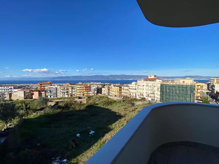 Immagine 17 di Appartamento in vendita  a Reggio Di Calabria