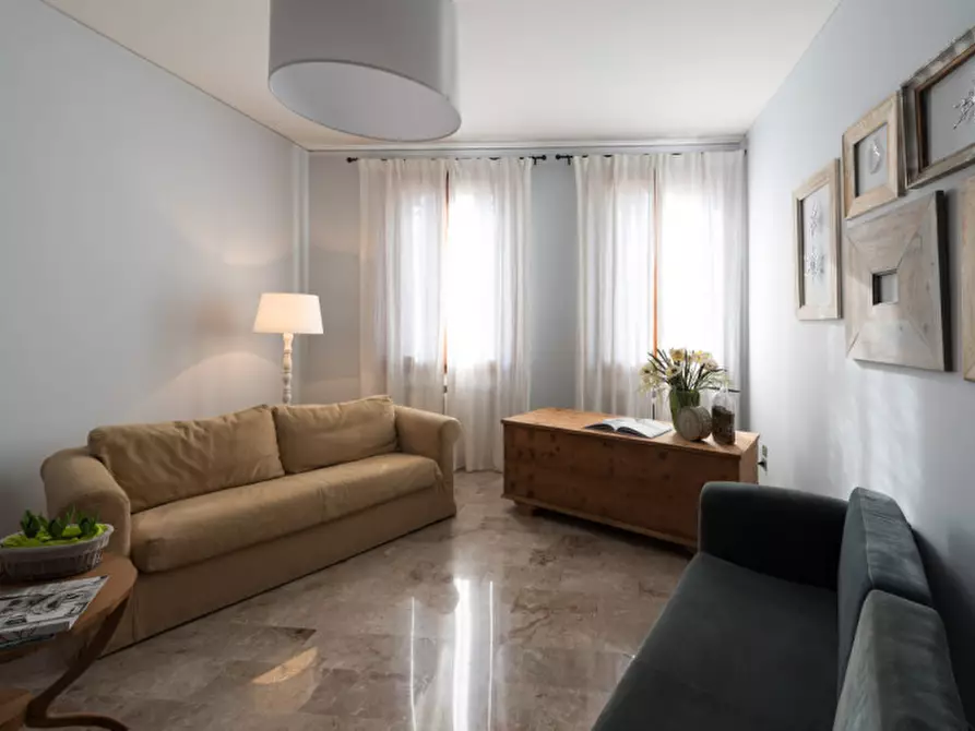 Immagine 11 di Appartamento in vendita  in contrà lodi a Vicenza