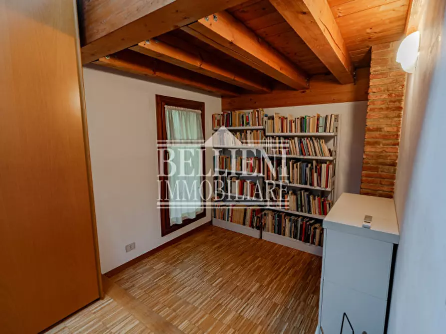 Immagine 21 di Appartamento in vendita  in Contra' San Pietro a Vicenza