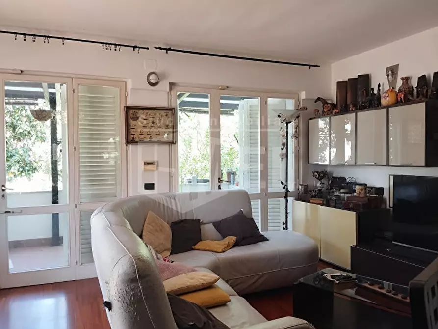 Immagine 2 di Appartamento in vendita  in Via della Porcigliana 5 a Livorno