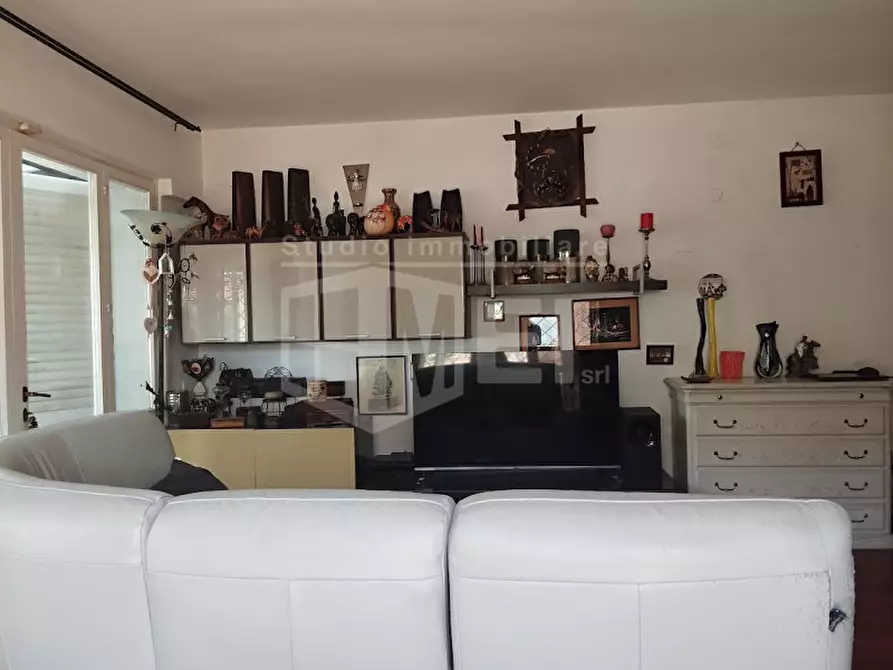 Immagine 5 di Appartamento in vendita  in Via della Porcigliana 5 a Livorno