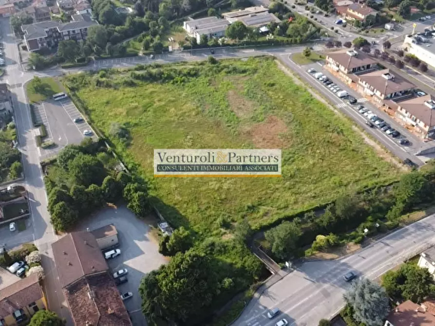 Immagine 11 di Terreno in vendita  in via xxv aprile a Nuvolera