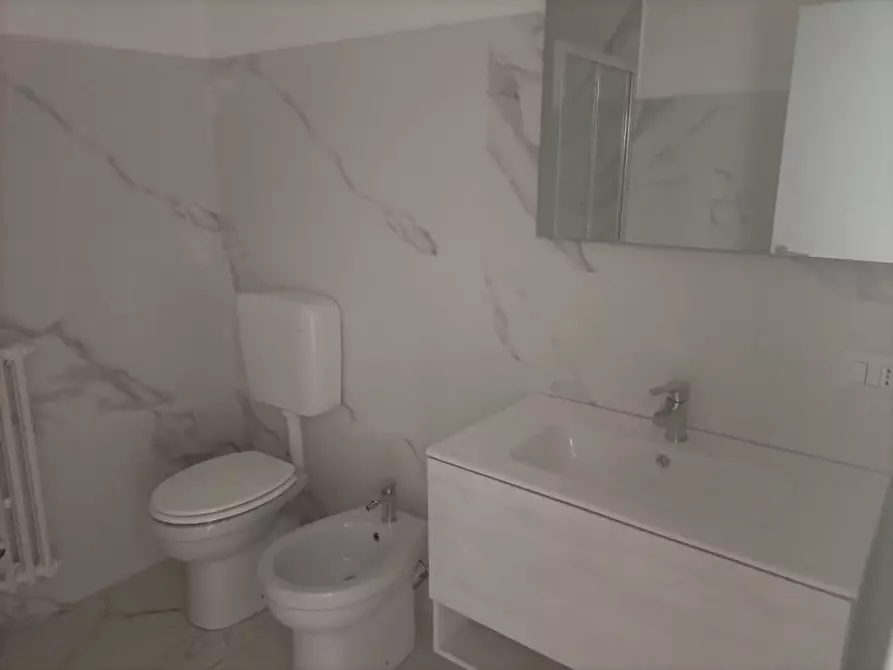 Immagine 3 di Ufficio in vendita  in Via Tripoli, 2 a Parma