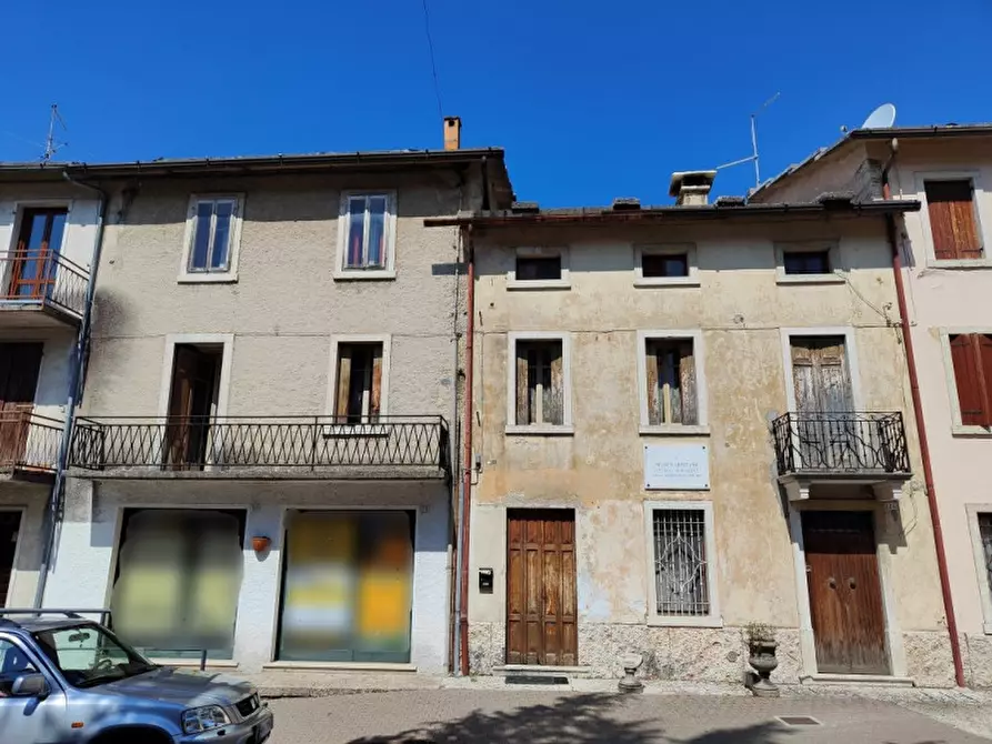 Immagine 16 di Appartamento in vendita  in Via Roma, 24 a Bosco Chiesanuova