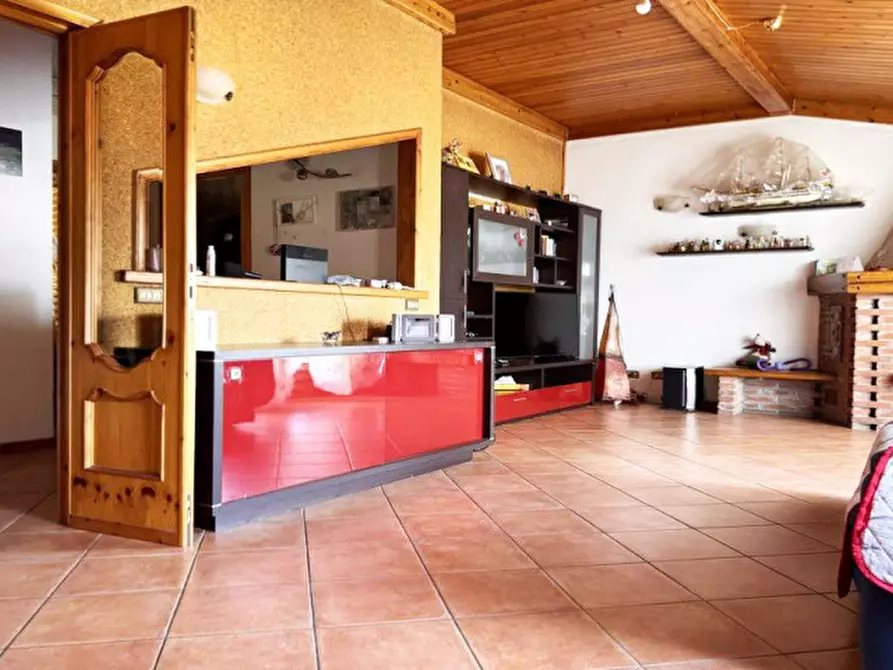 Immagine 3 di Casa bifamiliare in vendita  in Via Piacenza a Lugagnano Val D'arda