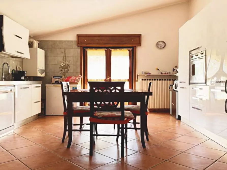 Immagine 5 di Casa bifamiliare in vendita  in Via Piacenza a Lugagnano Val D'arda