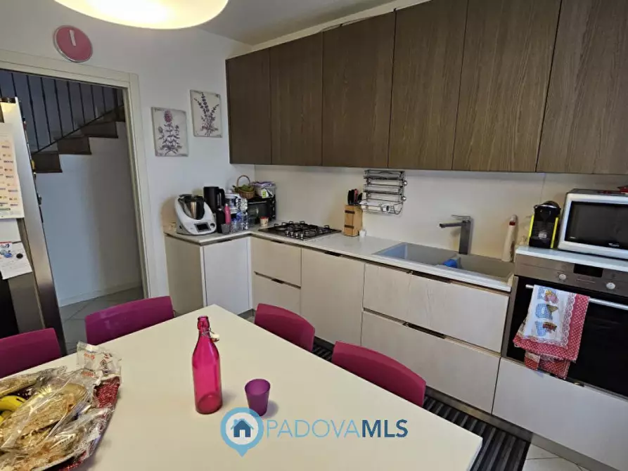 Immagine 4 di Casa trifamiliare in vendita  in Vicolo Gozzano, 1 a Albignasego