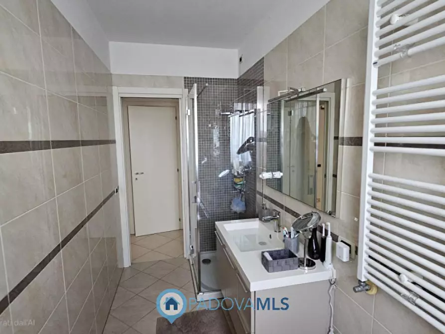 Immagine 5 di Casa trifamiliare in vendita  in Vicolo Gozzano, 1 a Albignasego