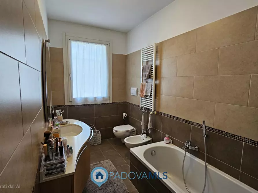 Immagine 10 di Casa trifamiliare in vendita  in Vicolo Gozzano, 1 a Albignasego