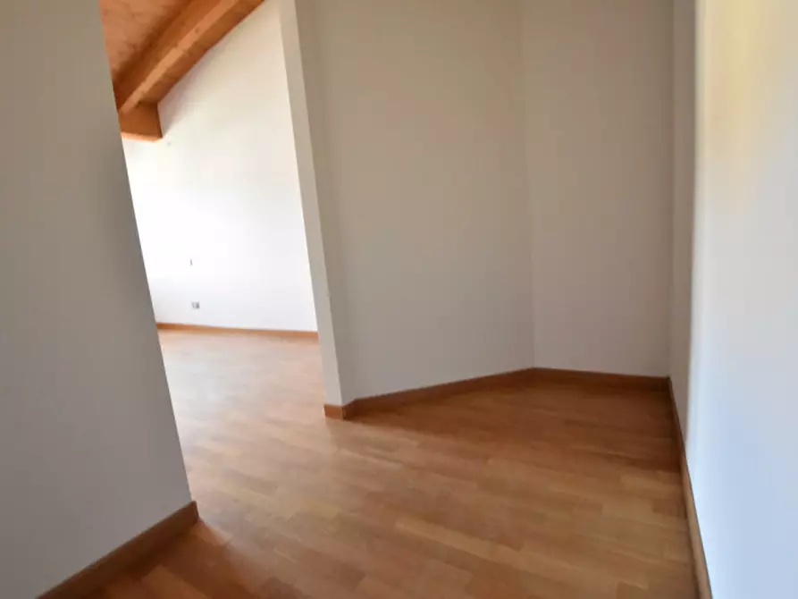 Immagine 22 di Attico in vendita  in Via Giovanni Canestrini a Padova