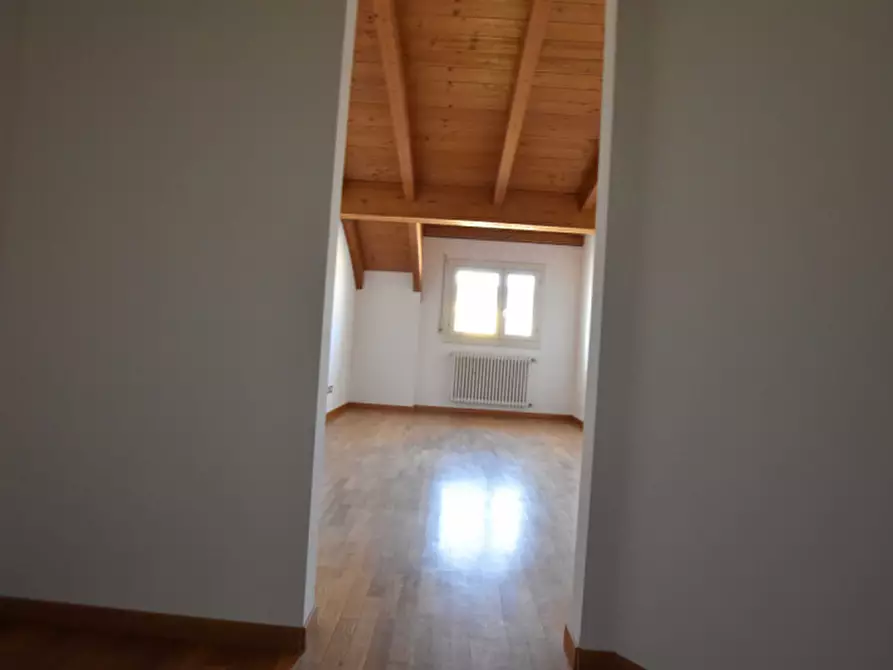 Immagine 23 di Attico in vendita  in Via Giovanni Canestrini a Padova