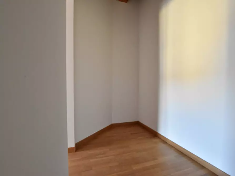 Immagine 26 di Attico in vendita  in Via Giovanni Canestrini a Padova