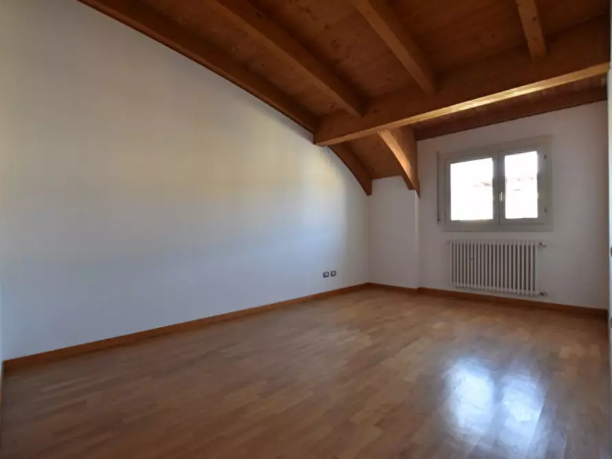 Immagine 29 di Attico in vendita  in Via Giovanni Canestrini a Padova