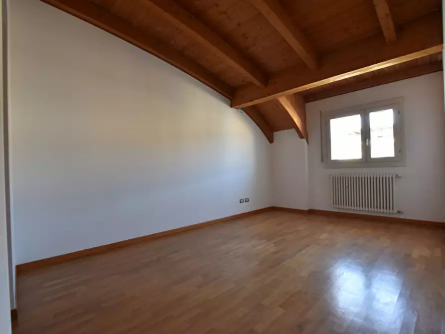 Immagine 30 di Attico in vendita  in Via Giovanni Canestrini a Padova