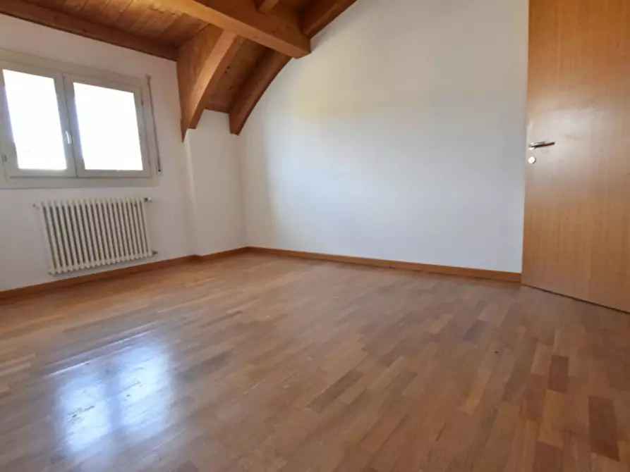 Immagine 32 di Attico in vendita  in Via Giovanni Canestrini a Padova