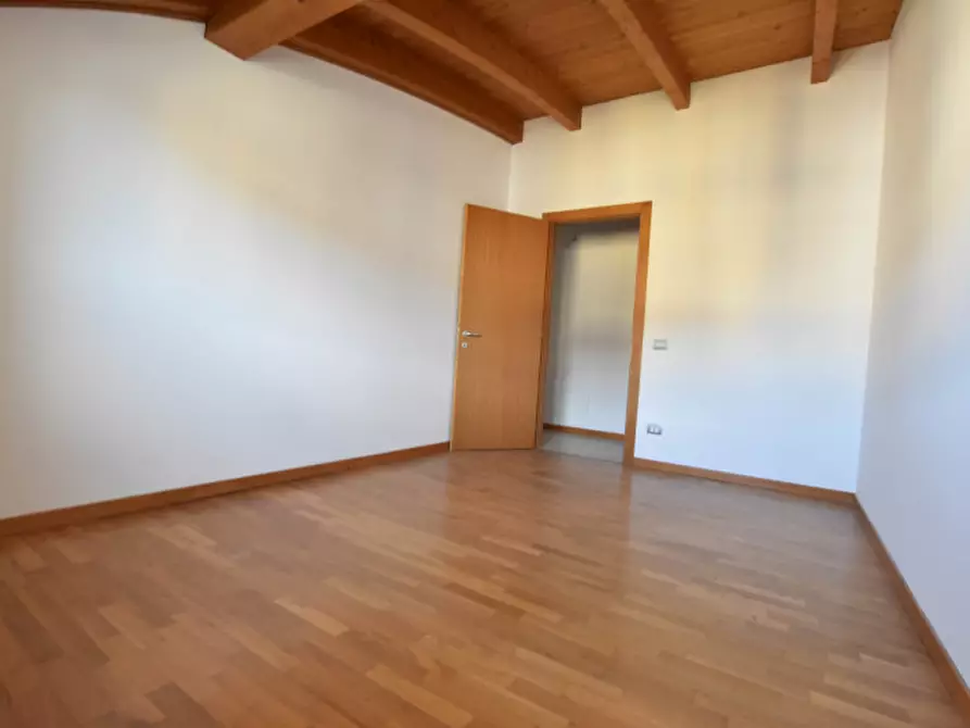 Immagine 33 di Attico in vendita  in Via Giovanni Canestrini a Padova