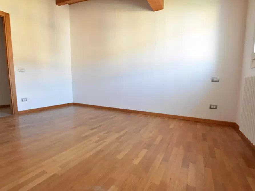 Immagine 36 di Attico in vendita  in Via Giovanni Canestrini a Padova