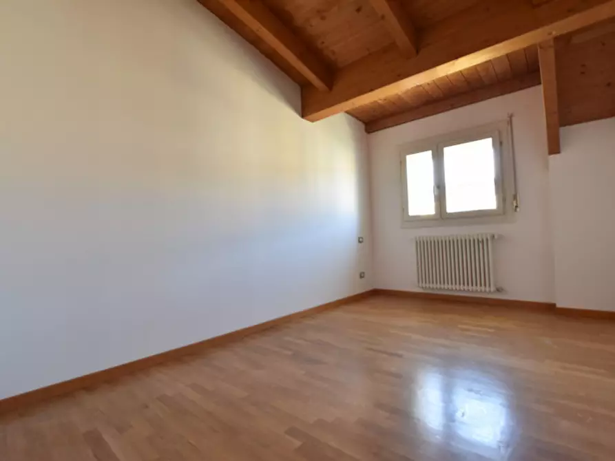 Immagine 38 di Attico in vendita  in Via Giovanni Canestrini a Padova