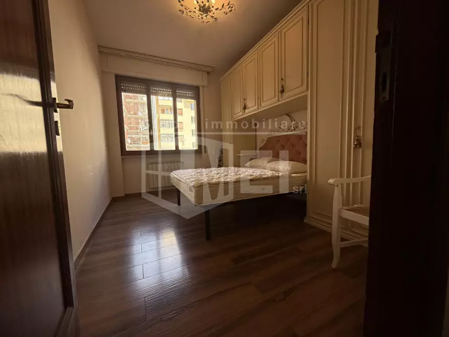 Immagine 16 di Appartamento in vendita  in via grande 164 a Livorno