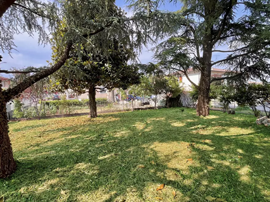 Immagine 4 di Casa indipendente in vendita  in Via Santa Giustina a Montichiari