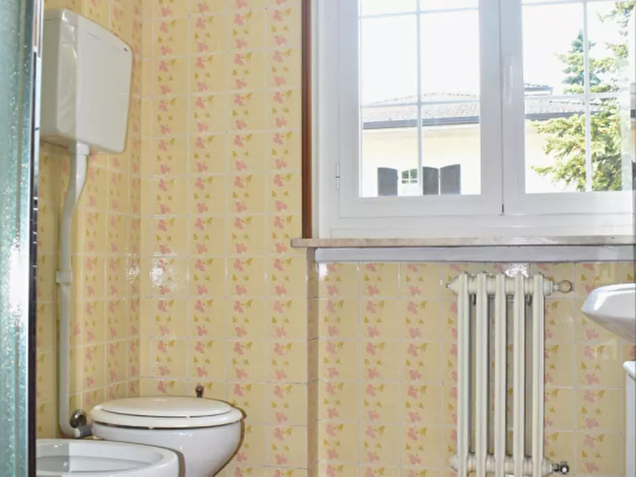 Immagine 15 di Casa indipendente in vendita  in via XXIV Maggio a Parma