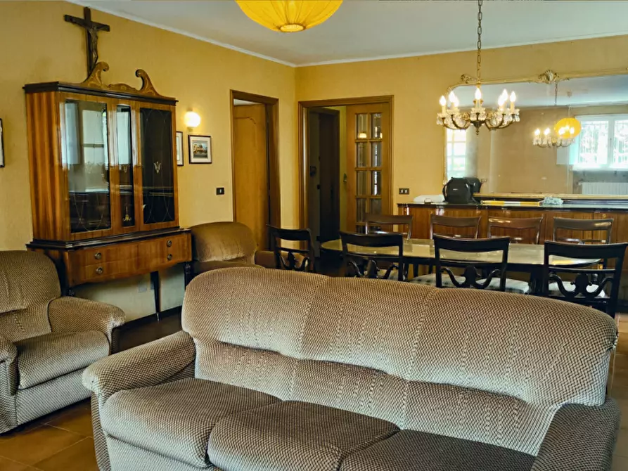 Immagine 36 di Casa indipendente in vendita  in via XXIV Maggio a Parma