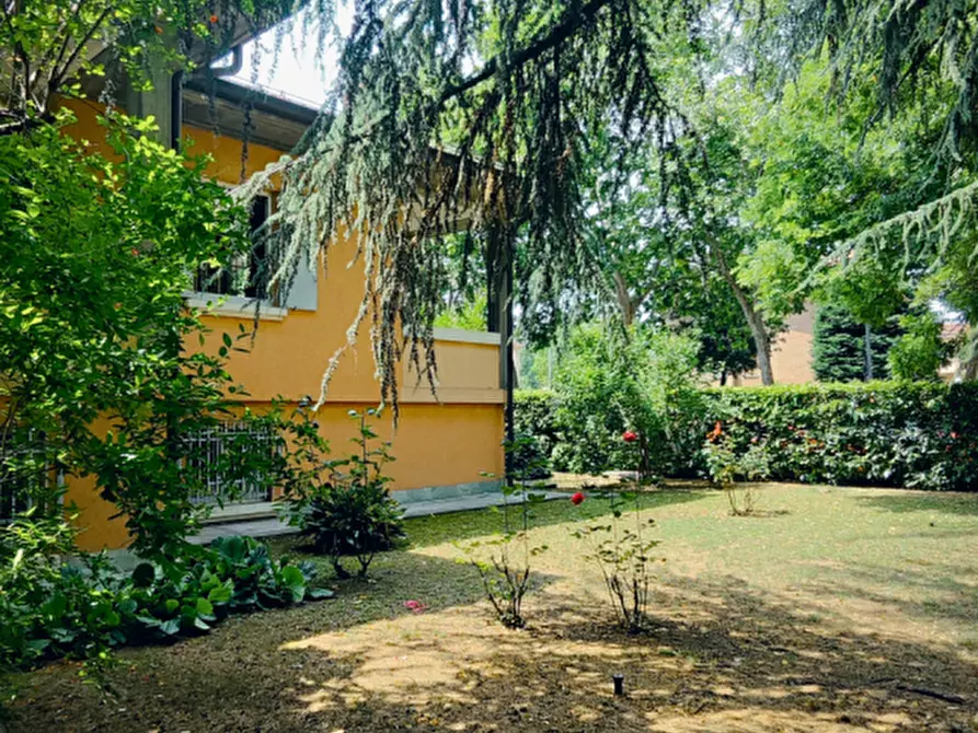 Immagine 50 di Casa indipendente in vendita  in via XXIV Maggio a Parma