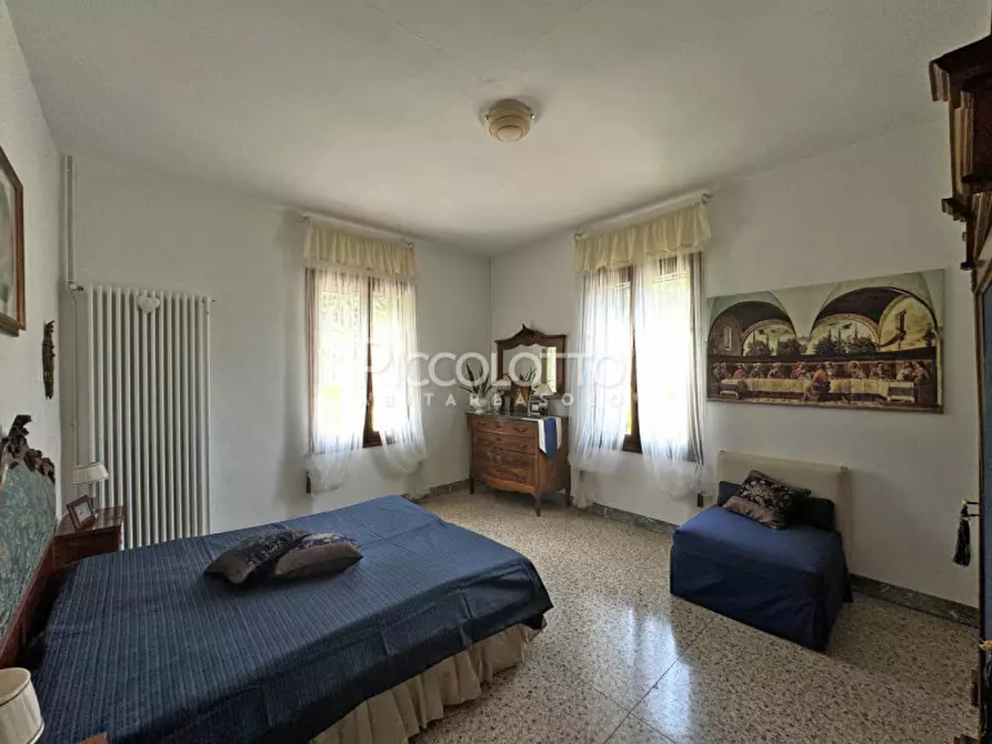 Immagine 10 di Appartamento in vendita  in via Foresto Vecchio a Asolo