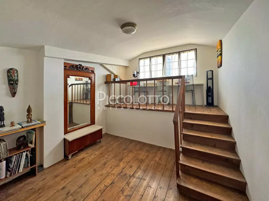 Immagine 13 di Appartamento in vendita  in via Foresto Vecchio a Asolo