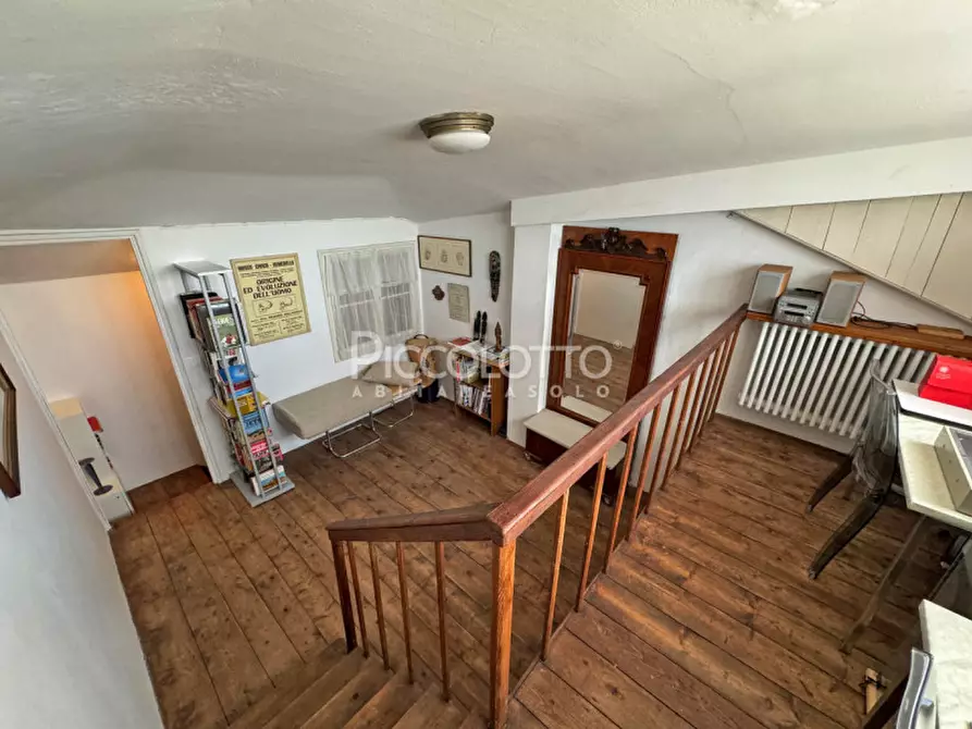 Immagine 14 di Appartamento in vendita  in via Foresto Vecchio a Asolo