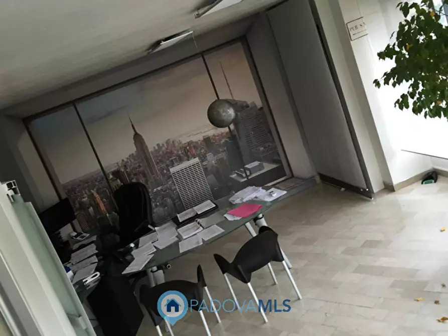 Immagine 3 di Ufficio in vendita  in Via Annibale da Bassano a Padova