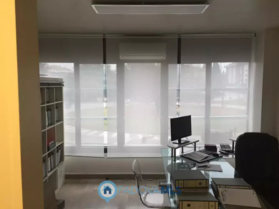 Immagine 4 di Ufficio in vendita  in Via Annibale da Bassano a Padova
