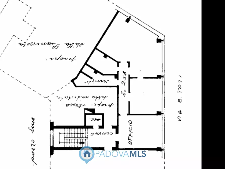 Immagine 11 di Ufficio in vendita  in Via Annibale da Bassano a Padova