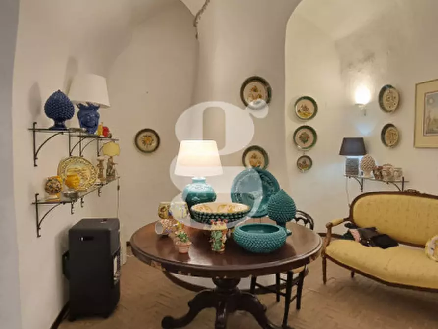 Immagine 13 di Negozio in vendita  in LUNGOMARE GIUSEPPE GARIBALDI, 175 a Milazzo