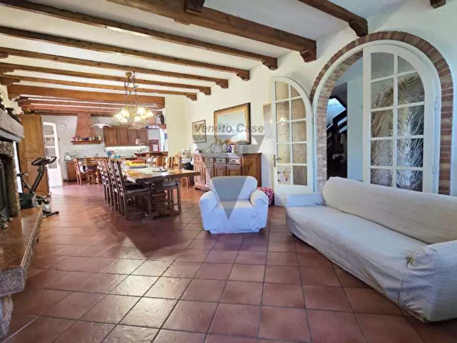 Immagine 7 di Villa in vendita  a Fosso'