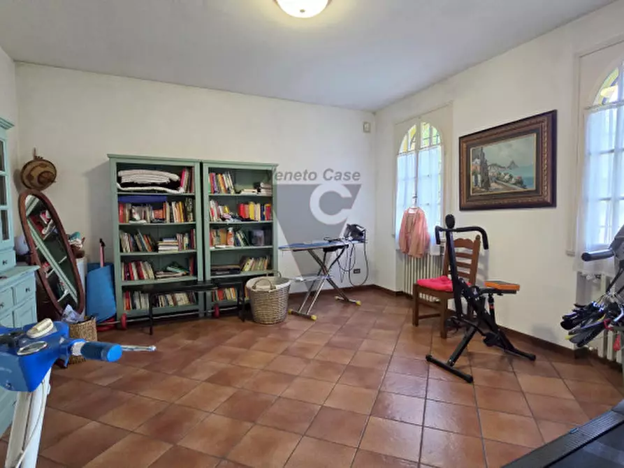 Immagine 18 di Villa in vendita  a Fosso'