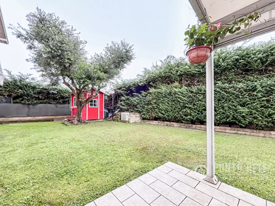 Immagine 7 di Appartamento in vendita  in Via Anna Frank a Mozzecane