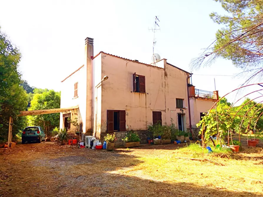 Immagine 1 di Villa in vendita  in Strada Ponte delle Tavole 195 a Palombara Sabina