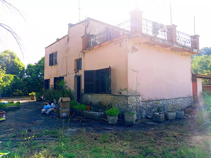 Immagine 3 di Villa in vendita  in Strada Ponte delle Tavole 195 a Palombara Sabina