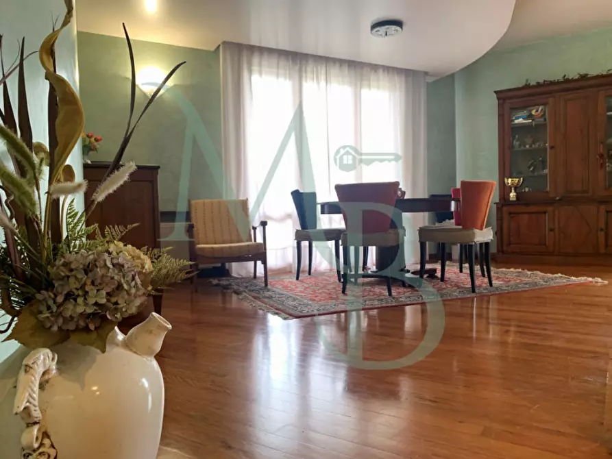 Immagine 1 di Appartamento in vendita  a Padova