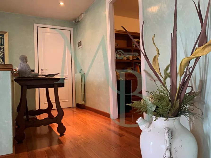 Immagine 11 di Appartamento in vendita  a Padova