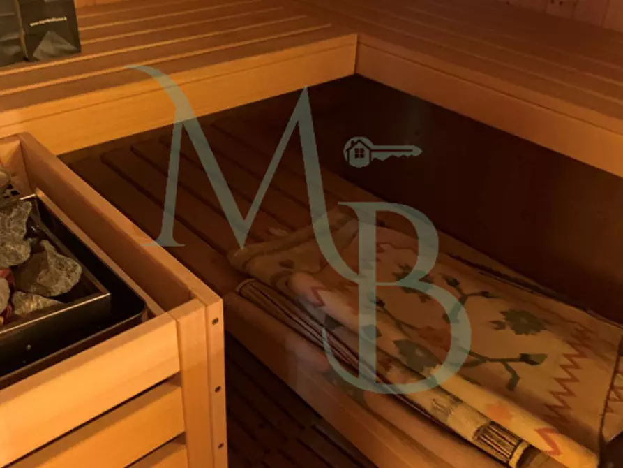 Immagine 36 di Appartamento in vendita  a Padova