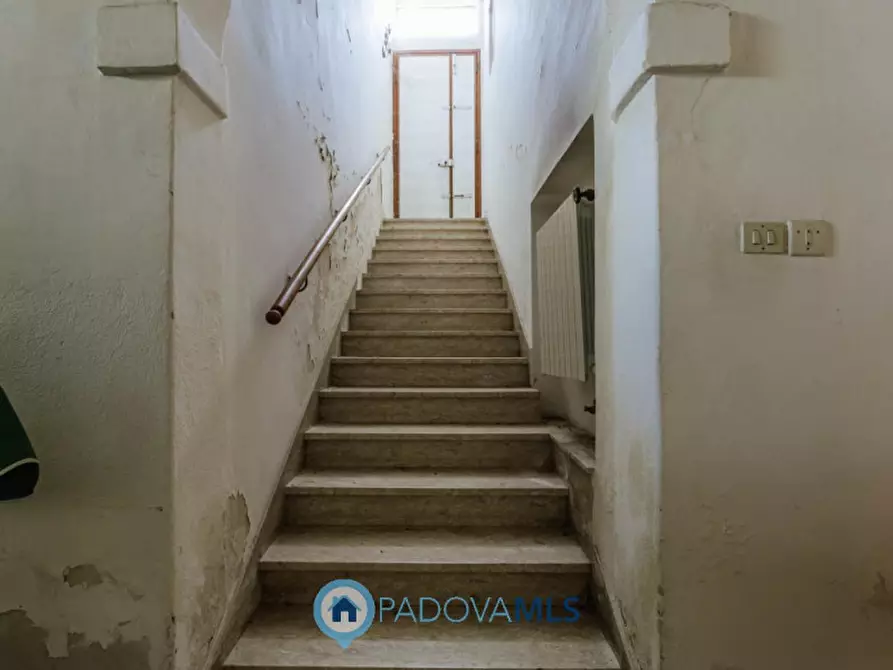 Immagine 8 di Palazzo in vendita  in Via Giuseppe Garibaldi a Bovolenta