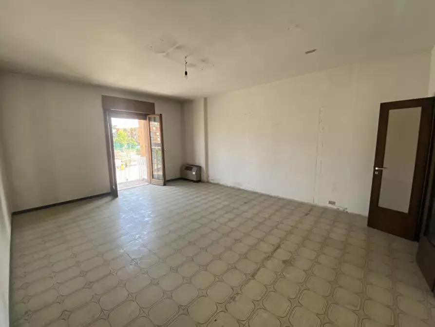 Immagine 6 di Appartamento in vendita  in Piazza Cristo Re a Alba