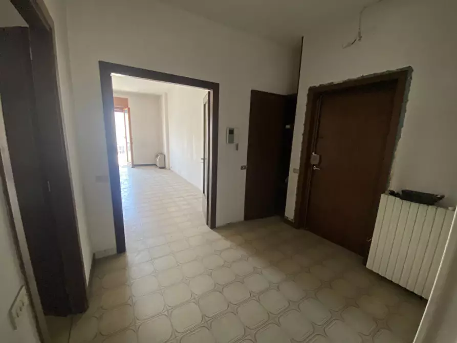 Immagine 9 di Appartamento in vendita  in Piazza Cristo Re a Alba