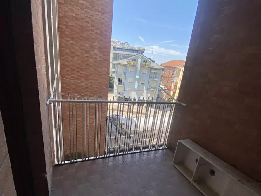 Immagine 14 di Appartamento in vendita  in Piazza Cristo Re a Alba